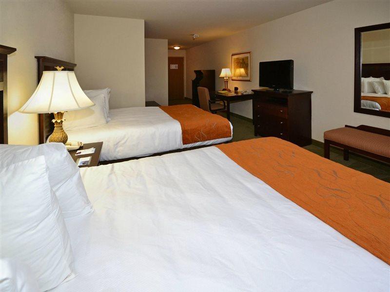 Comfort Suites Johnson Creek Conference Center Ngoại thất bức ảnh