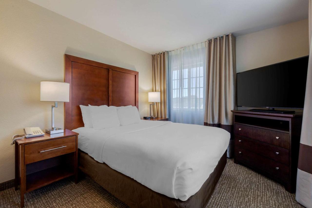Comfort Suites Johnson Creek Conference Center Ngoại thất bức ảnh