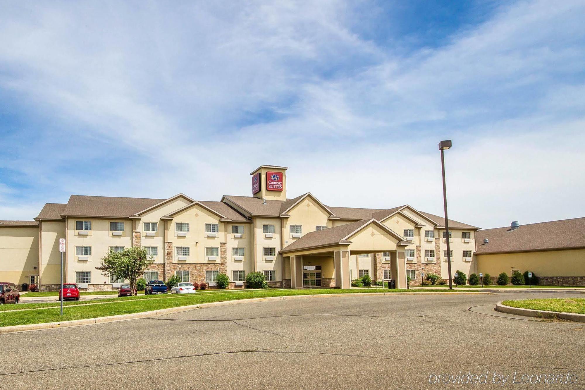 Comfort Suites Johnson Creek Conference Center Ngoại thất bức ảnh
