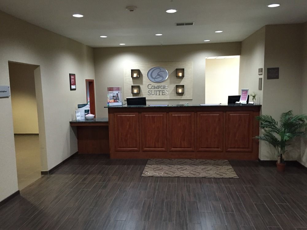 Comfort Suites Johnson Creek Conference Center Ngoại thất bức ảnh